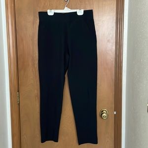 Peace & Pearls Black Harper Active Wear Pants size small